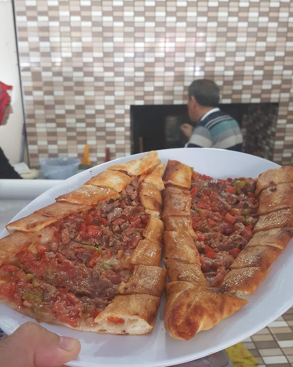 Çok Meşhur Pide Salonu
