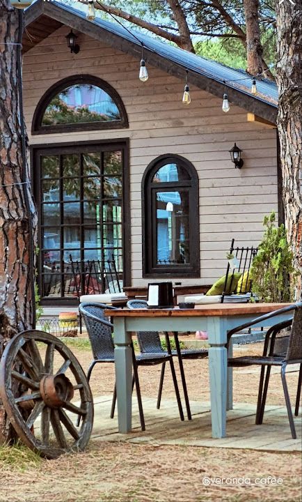 Veranda Cafe