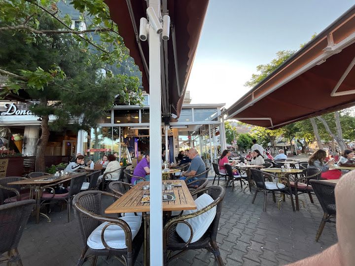Burgaz Cafe