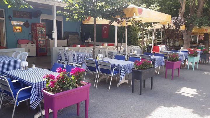 DİLEK KÖFTE VE KOKOREÇ