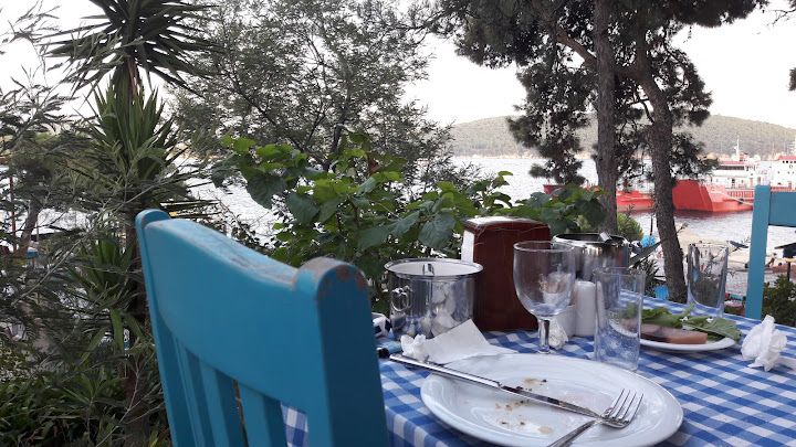 Harrison Cafe