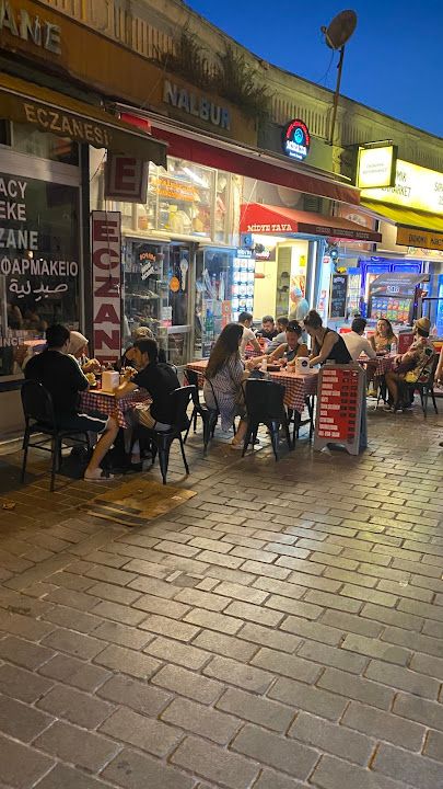 Mira’da Kokoreç Restaurant Sokak Lezzetleri