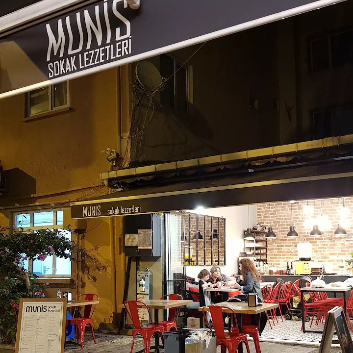 Munis Sokak Lezzetleri