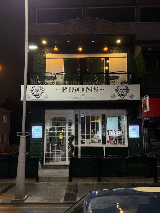 Bisons Cadde Cafe & Restaurant
