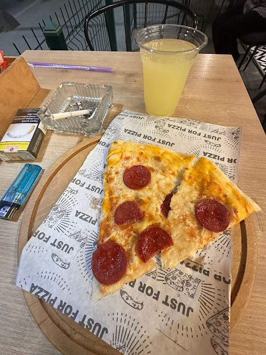 Just 4 Pizza