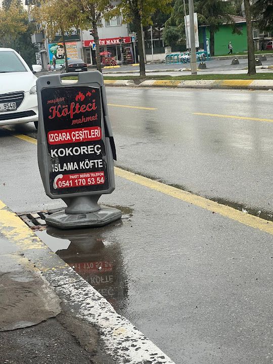 Köfteci Mehmet Usta Kebap Ve Izgara Salonu