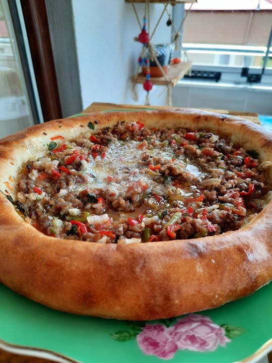 Hakan Usta Köfte Pide Döner Salonu