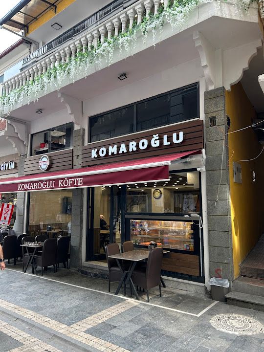 Komaroğlu Köfte Salonu