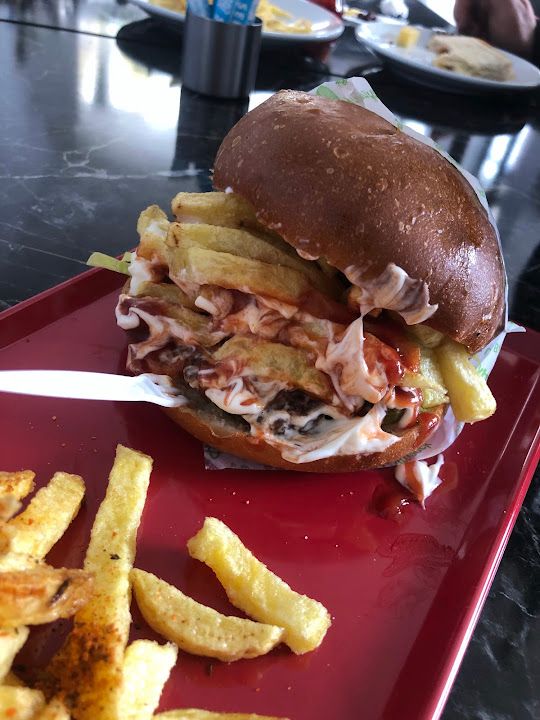 Tosbik Burger