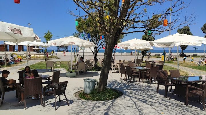 Bagen Cafe & Beach