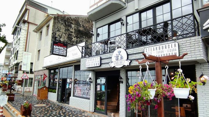 Erdeniz Cafe Restaurant