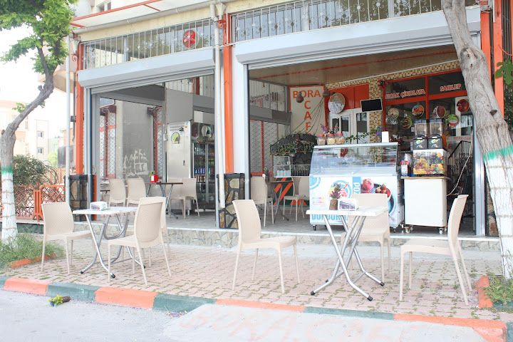 Bora Cafe