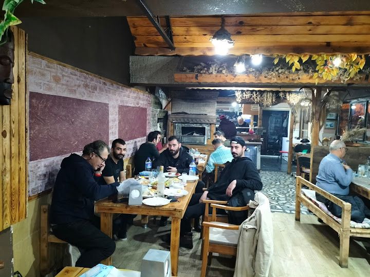 Çamlıbel Renkli Kebap Salonu