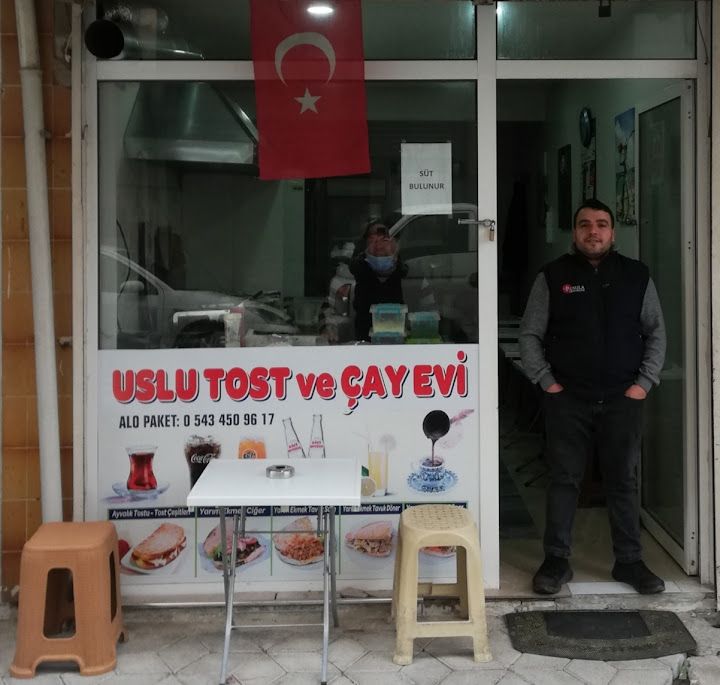 Uslu Tost Ve Çay Evi