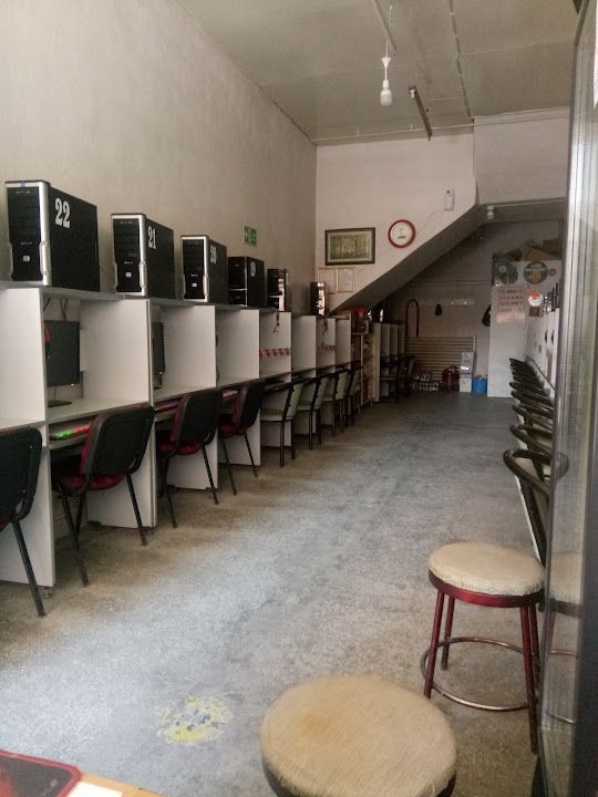 Akşehir Türkünet İnternet Salonu