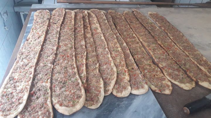 Üstün Etli Pide