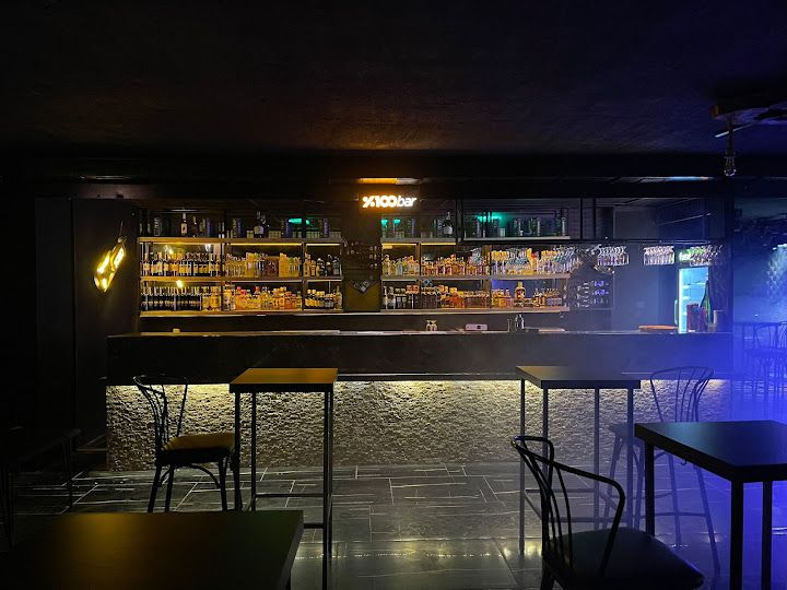 Cheers Club & Long Bar