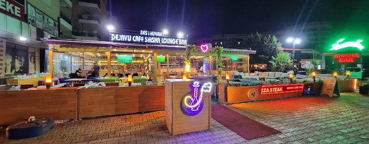 Dejavu Cafe & Bar