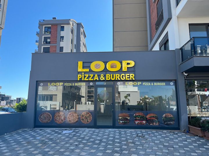 Loop Pizza Burger
