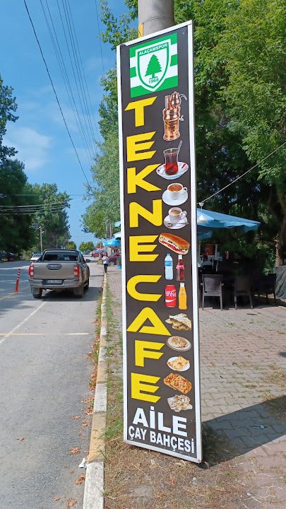 CAFE TEKNE