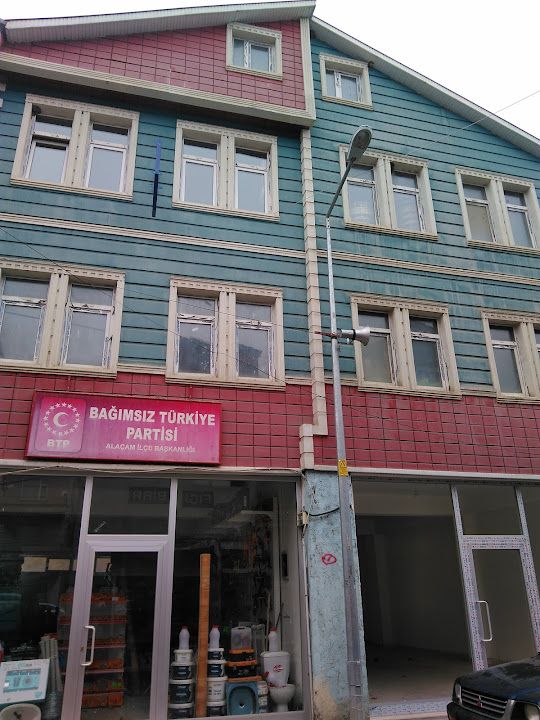 Uğur Birahanesi