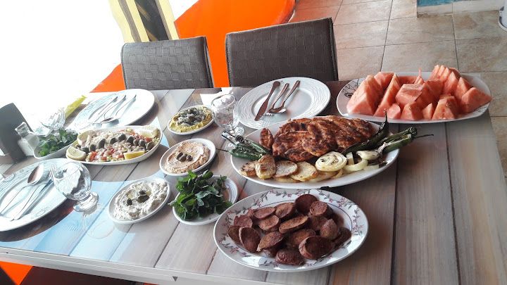 Çelik Lokantası Canlı Balık