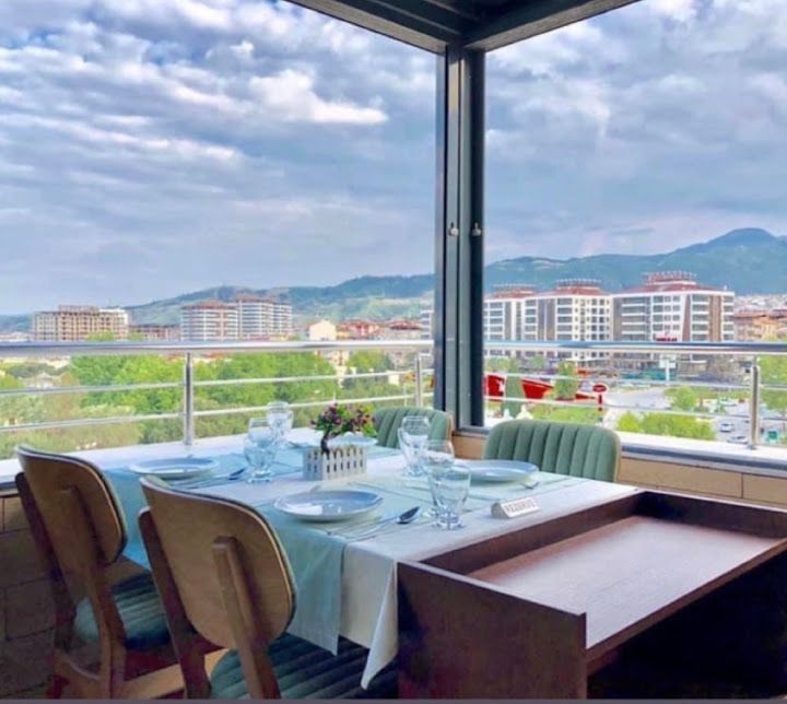 TERAS RESTAURANT CAN DELUXE HOTEL
