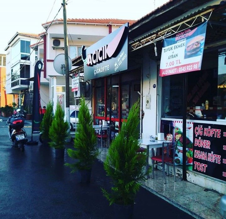 Acıcık Çigköfte Helvacı