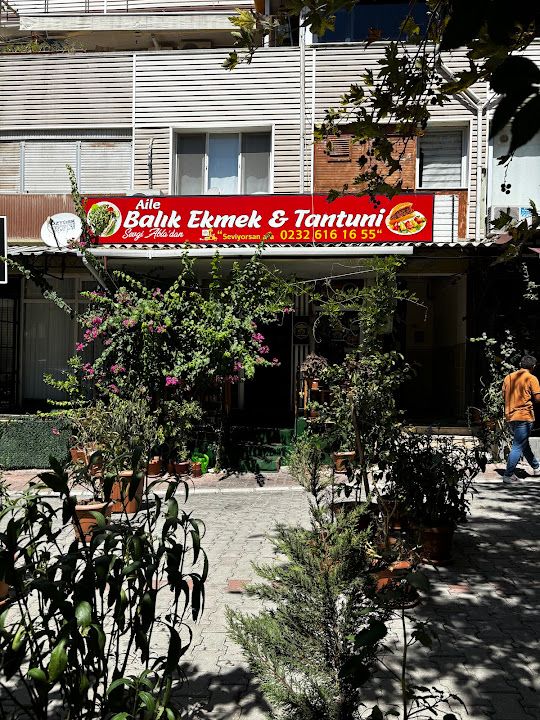Aile balık ekmek ve tantuni