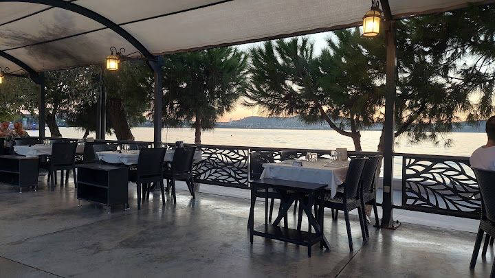 Deniz restoran