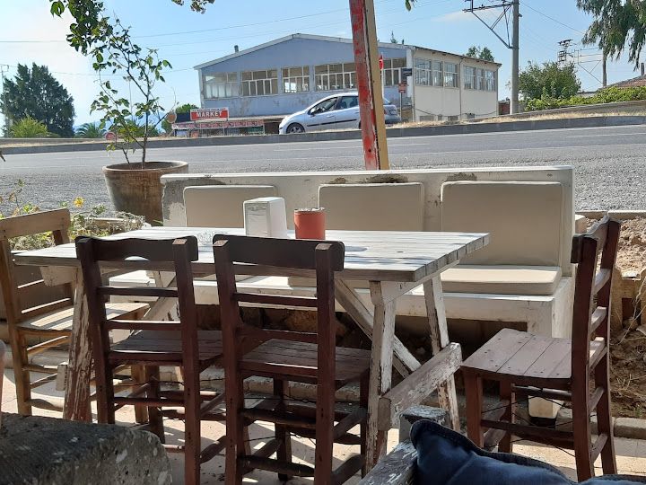 Eskişehirli çiğ börekçi.