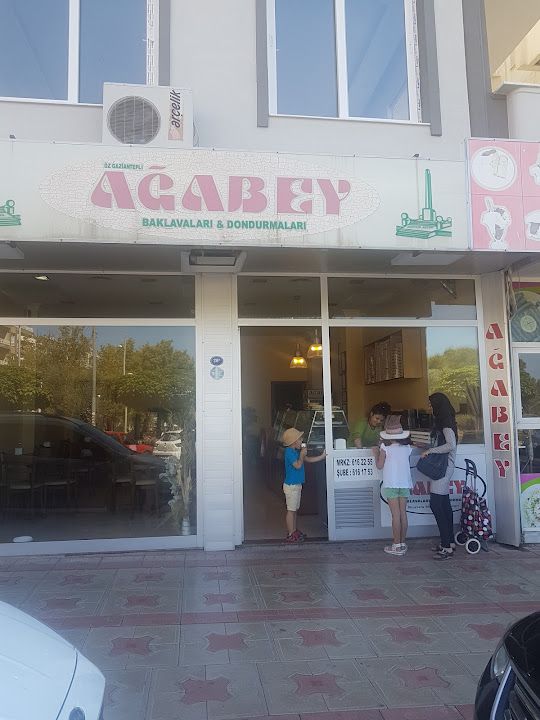 Gaziantepli ağabey baklava