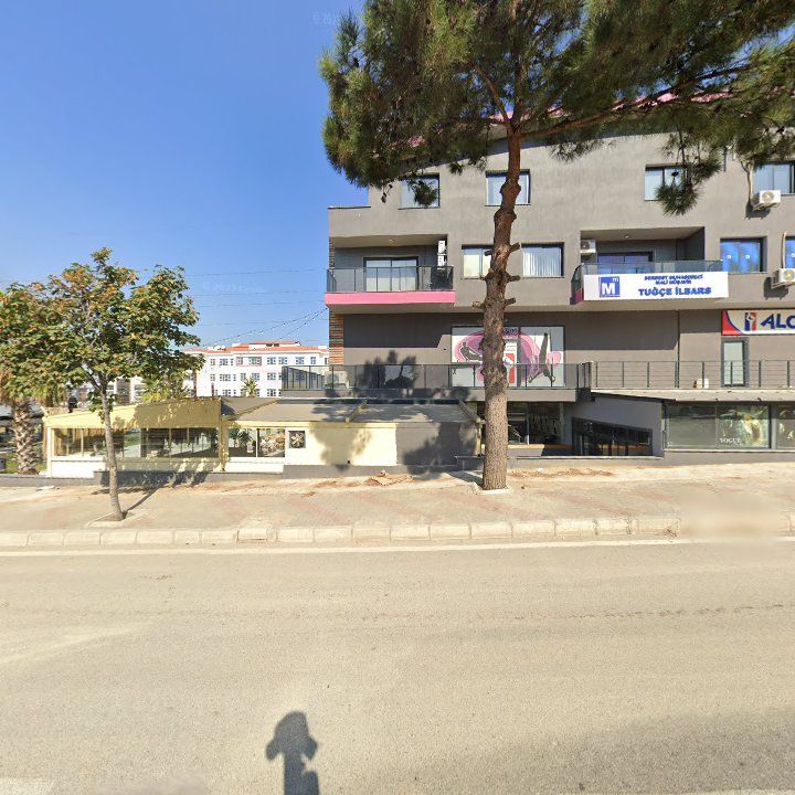 Lujuria cafe & restaurant