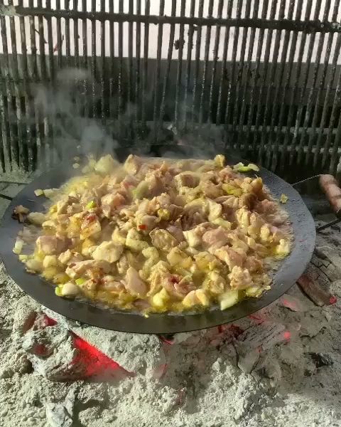 Medeni kasap kokoreç