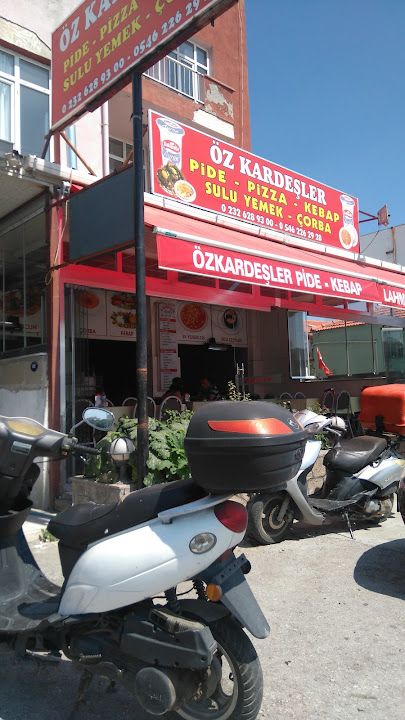 Öz kardeşler pide