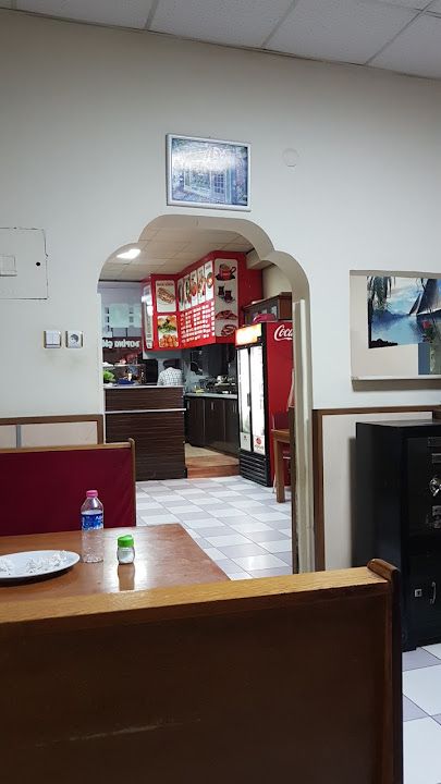 Baral Cafe