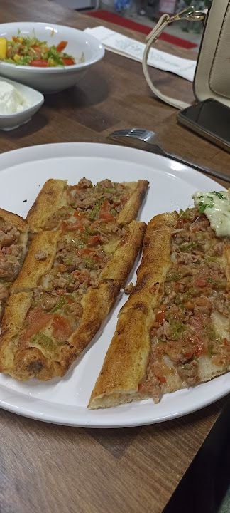 Canlı Pide Salonu