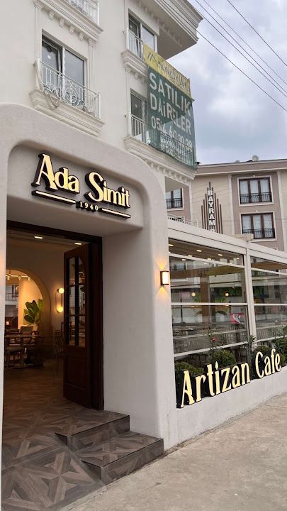 Ada Simit Cumhuriyet