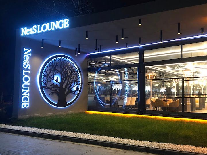 Ness Lounge Cafe - Restaurant