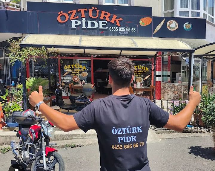 Öztürk Pide Ve Lahmacun Salonu