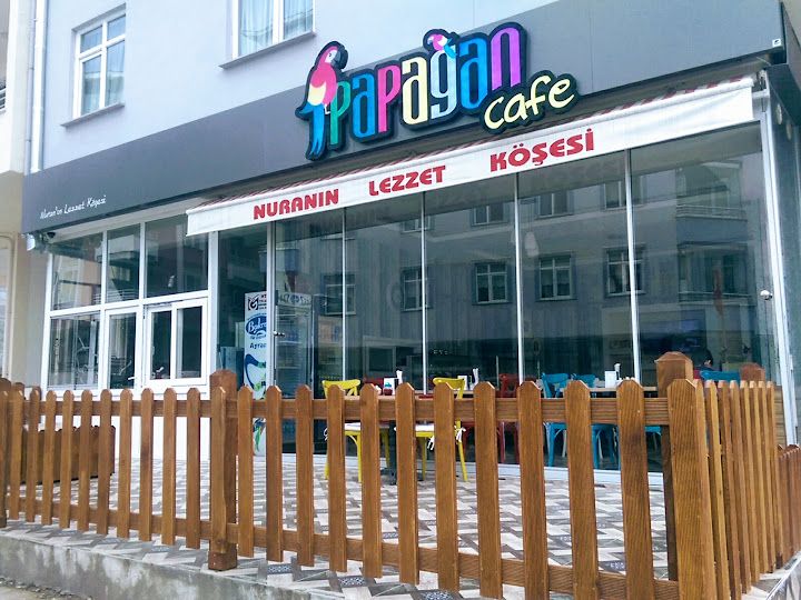 Papağan CAFE