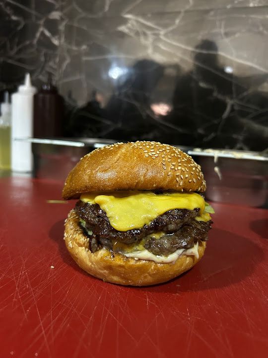 GLOW BURGER