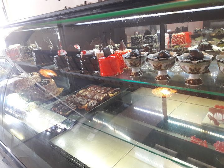 Beşkardeşler pastanesi