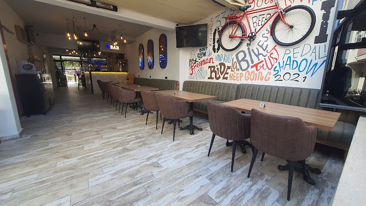 Varil Bistro & Lounge