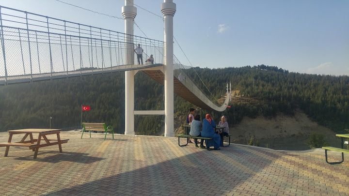 Ayaz Sucuk Ekmek