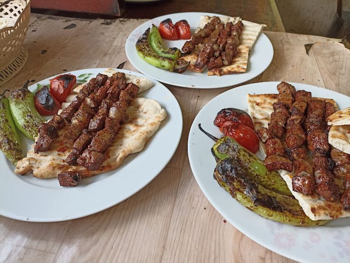 Kebapçı Resul Usta'nın Yeri (balık - Et - Tavuk)
