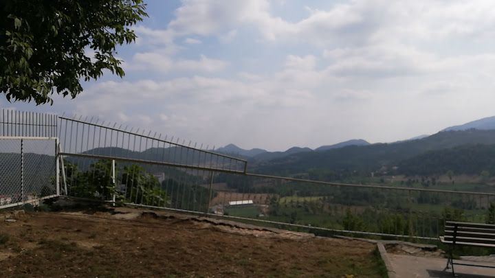 Kışla Bahçesi