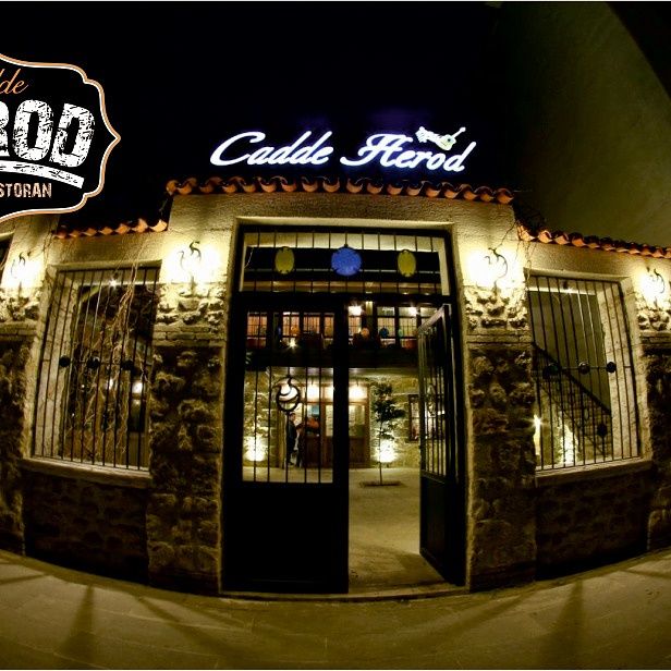 Cadde Herod Cafe Bar Restaurant