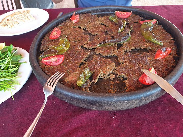 Güzel Kardeşler