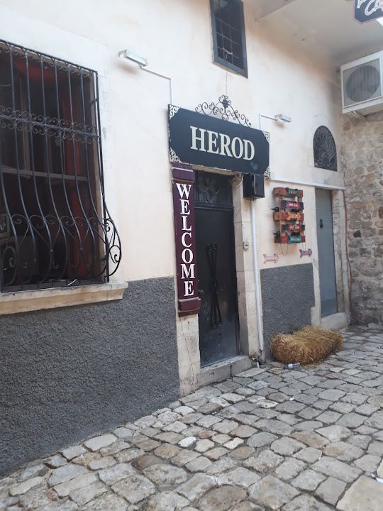 Herod Cafe